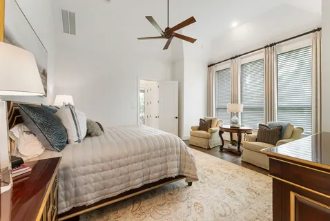 $1,195,000 | 115 Emerald Isle, Montgomery, TX 77316