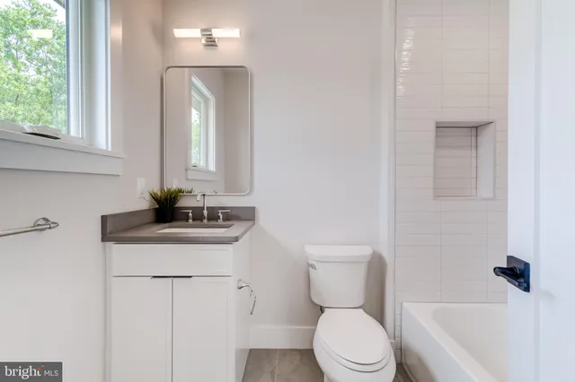 $2,649,888 | 506 Kingsley Road Southwest, Vienna, VA 22180