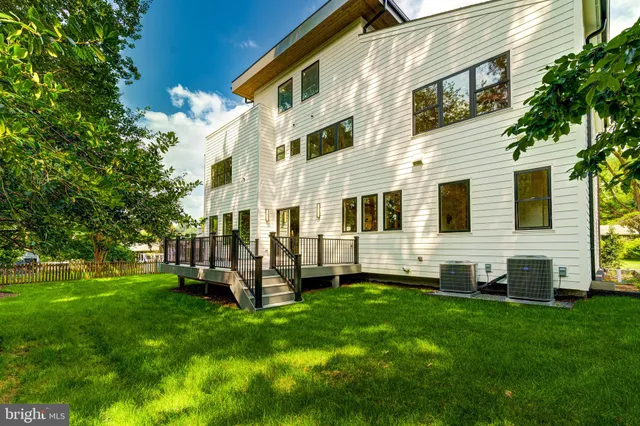 $2,649,888 | 506 Kingsley Road Southwest, Vienna, VA 22180