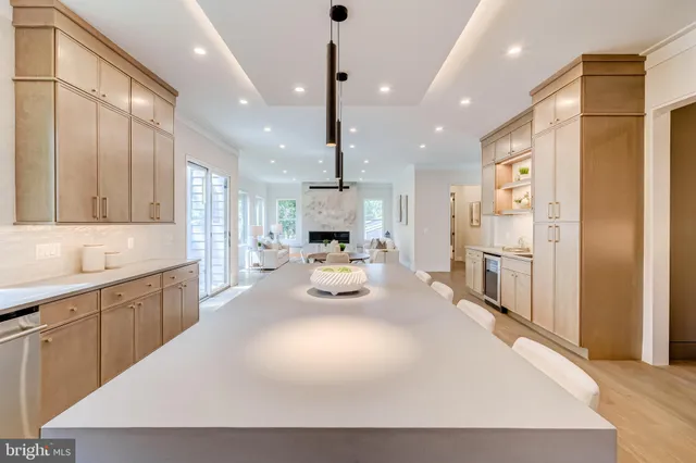 $2,649,888 | 506 Kingsley Road Southwest, Vienna, VA 22180