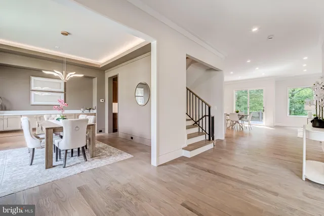 $2,649,888 | 506 Kingsley Road Southwest, Vienna, VA 22180