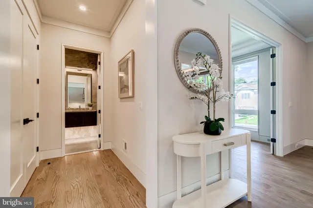 $2,649,888 | 506 Kingsley Road Southwest, Vienna, VA 22180