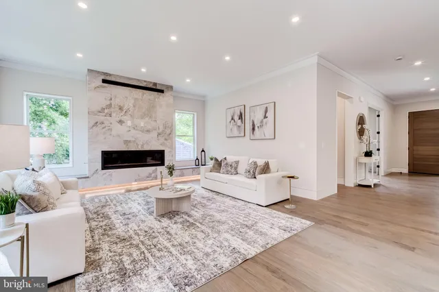 $2,649,888 | 506 Kingsley Road Southwest, Vienna, VA 22180