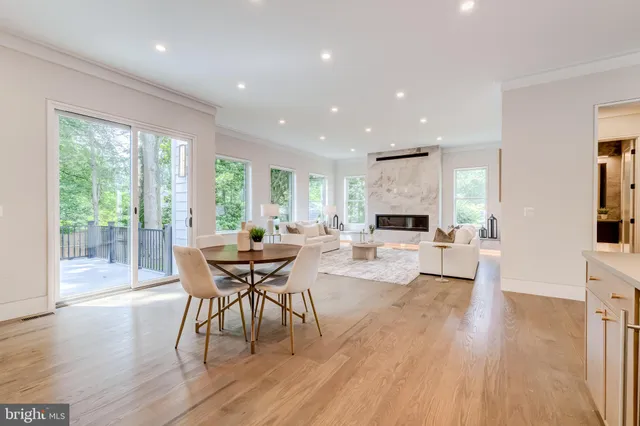 $2,649,888 | 506 Kingsley Road Southwest, Vienna, VA 22180