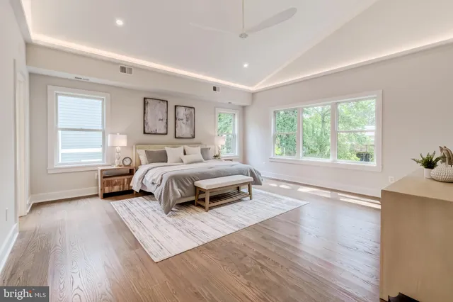 $2,649,888 | 506 Kingsley Road Southwest, Vienna, VA 22180