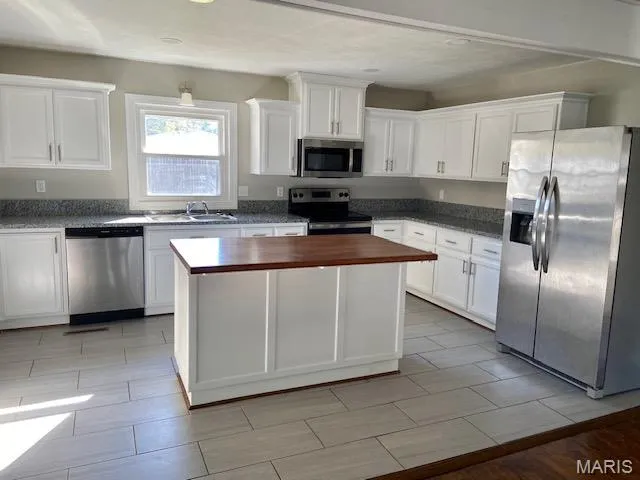 $159,000 | 805 West Bain Street, Dexter, MO 63841