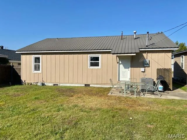 $159,000 | 805 West Bain Street, Dexter, MO 63841