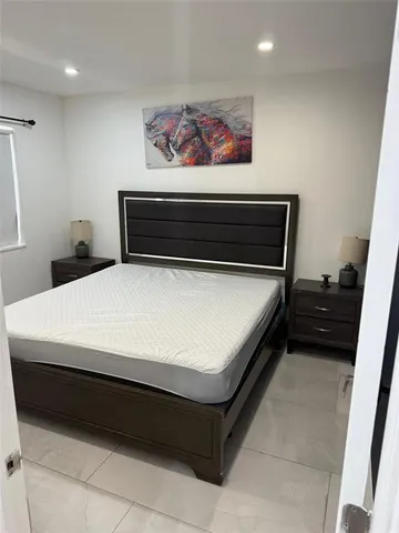 $2,200 | 2201 Greene Street, Unit 1, Hollywood, FL 33020