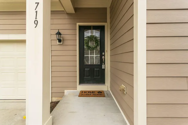 $2,495 | 719 Transom View Way, Cary, NC 27519