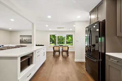 $899,900 | 9200 North Lowell Avenue, Skokie, IL 60076