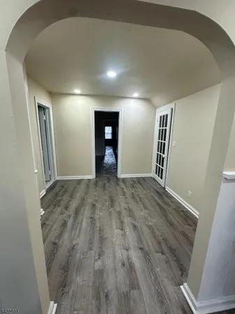 $2,000 | 6 Field Road, Unit 3, Maplewood, NJ 07040