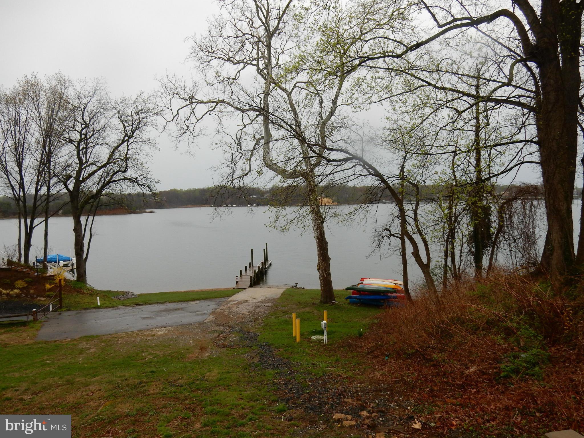 508 Tulip Road Riva, MD 21140 - Photo 22 of 27 Community Area with Dock