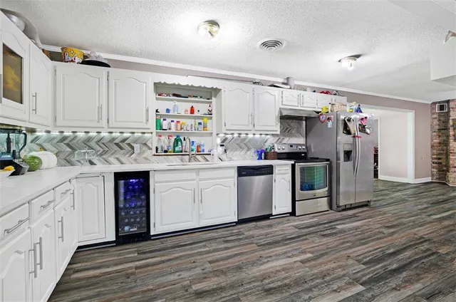 $2,300 | 1200 Joyce Street, Marrero, LA 70072