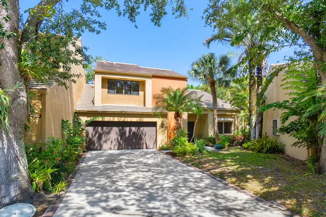 $529,000 | 745 St Albans Drive, Boca Raton, FL 33486