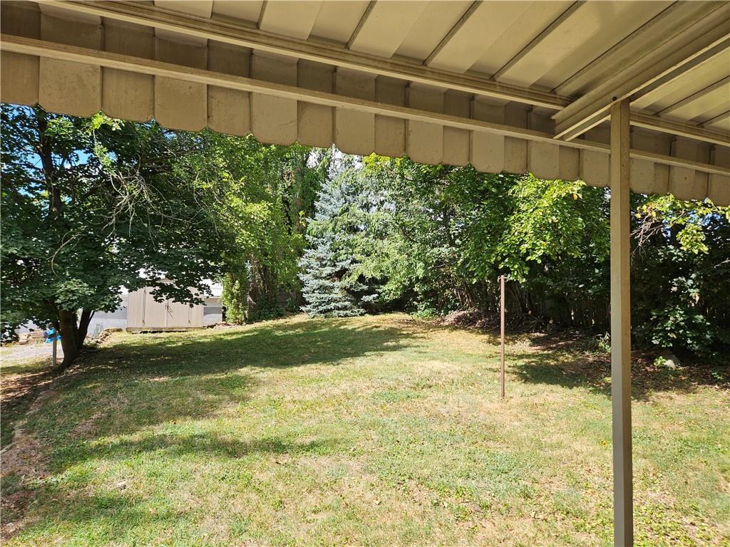 605 McCoy Road McKees Rocks, PA 15136 - Photo 2 of 39 a view of a backyard of the house