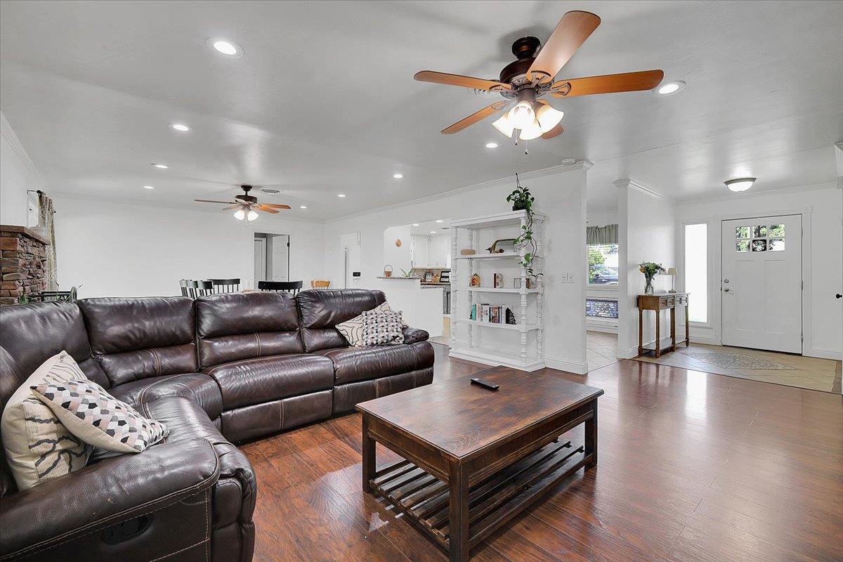 3134 Roosevelt Road Yuba City, CA 95993 - Photo 14 of 54