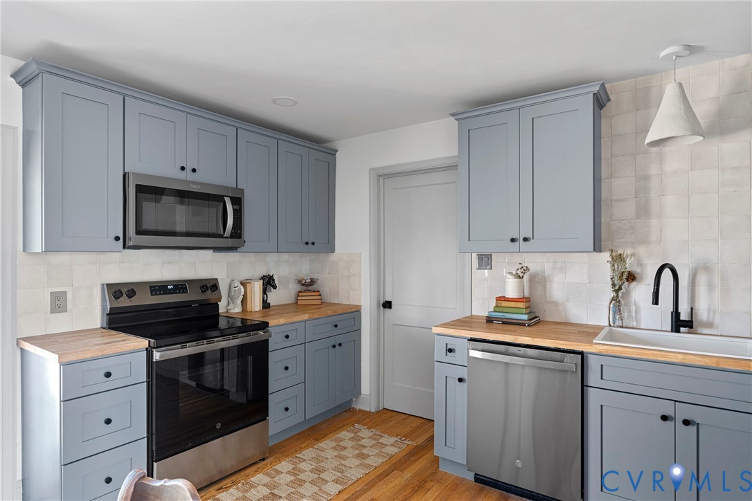 4811 Brook Road Richmond, VA 23227 - Photo 4 of 45 Gallery Image 4