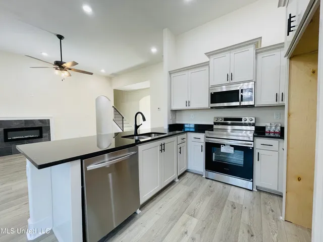 $419,799 | 663 Moore Loop, Byhalia, MS 38611