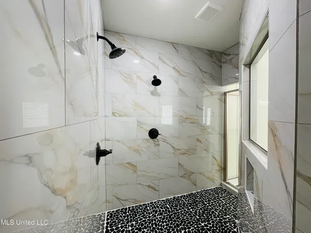 $419,799 | 663 Moore Loop, Byhalia, MS 38611