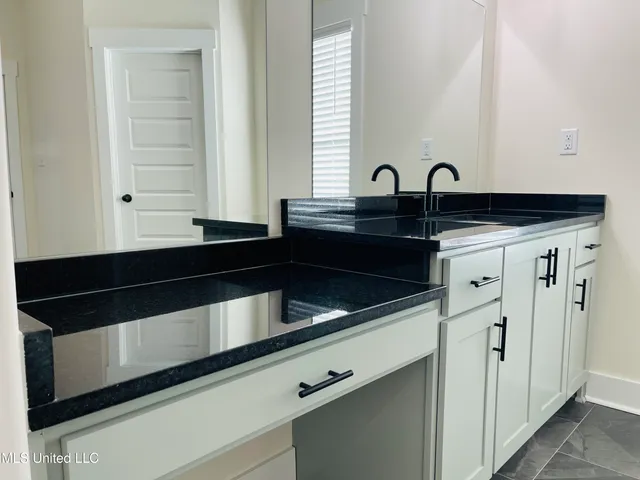 $419,400 | 663 Moore Loop, Byhalia, MS 38611