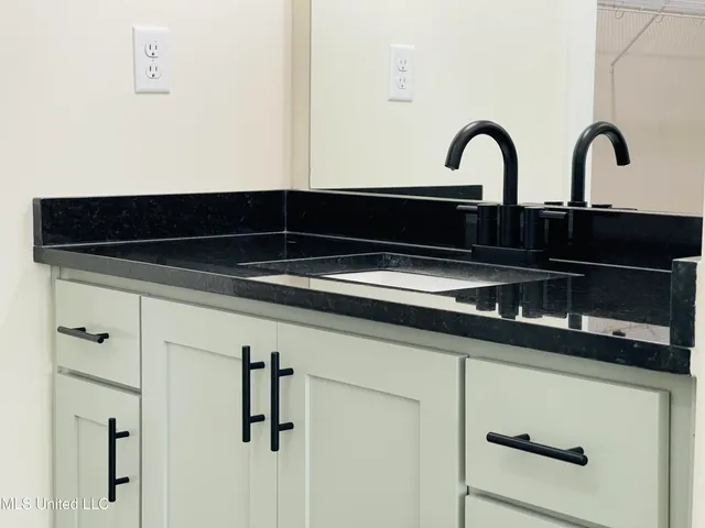 $419,400 | 663 Moore Loop, Byhalia, MS 38611