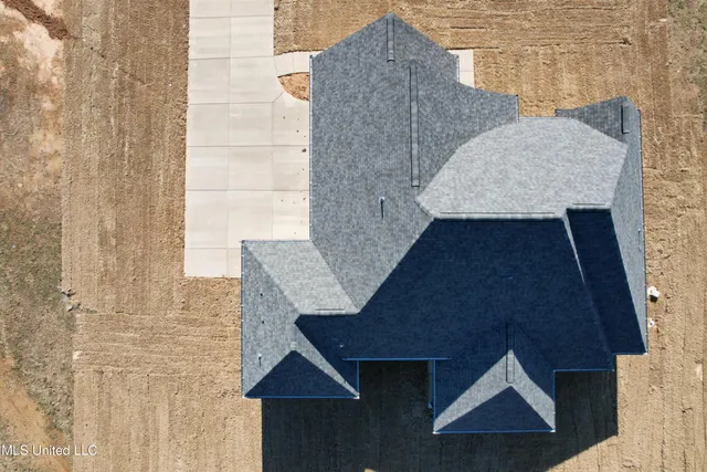 $419,799 | 663 Moore Loop, Byhalia, MS 38611