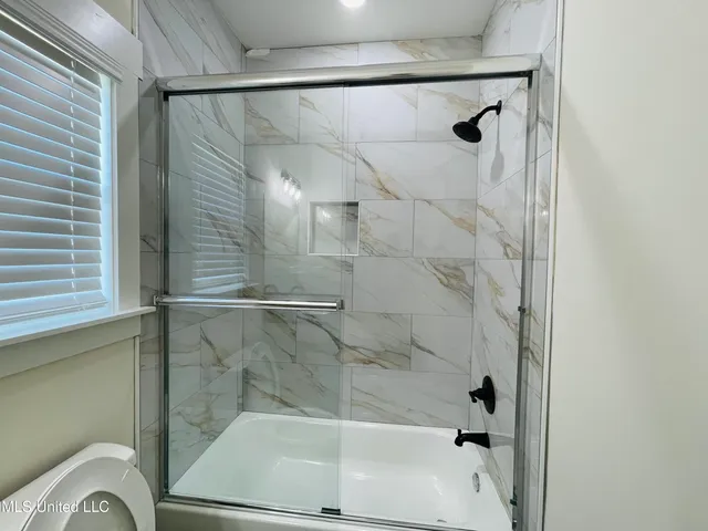 $419,799 | 663 Moore Loop, Byhalia, MS 38611