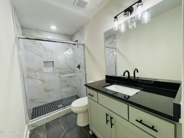 $419,400 | 663 Moore Loop, Byhalia, MS 38611