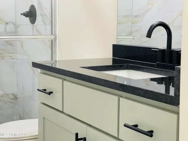 $419,799 | 663 Moore Loop, Byhalia, MS 38611