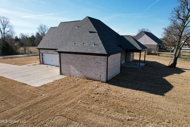 $419,400 | 663 Moore Loop, Byhalia, MS 38611