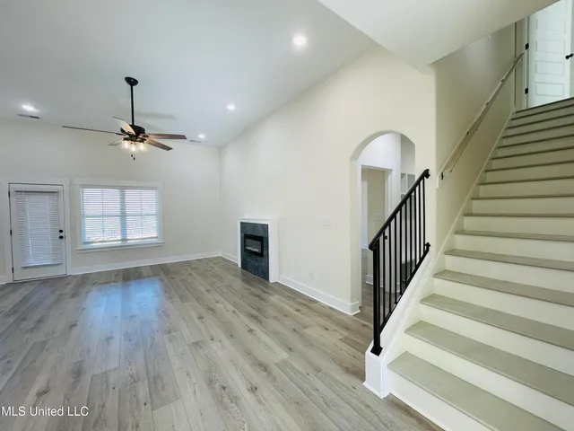 $419,400 | 663 Moore Loop, Byhalia, MS 38611