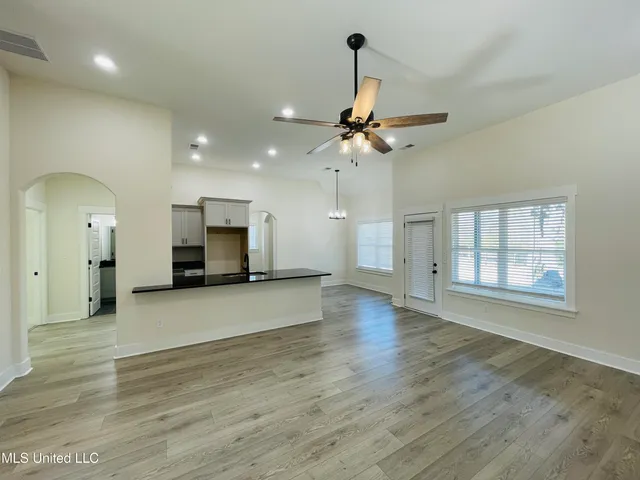 $419,799 | 663 Moore Loop, Byhalia, MS 38611