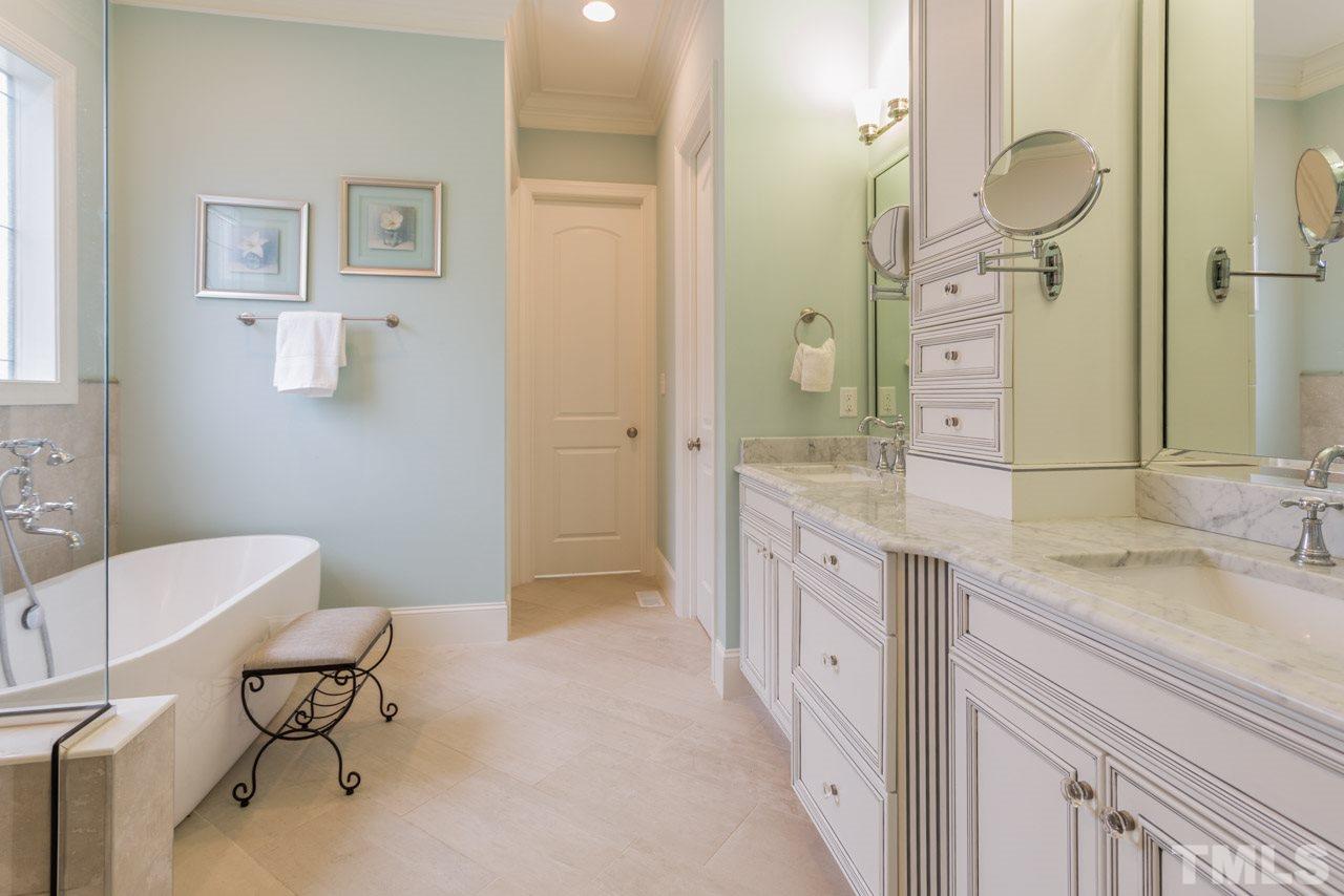 4913 Adler Pass Raleigh, NC 27612 - Photo 14 of 25 Gallery Image 14