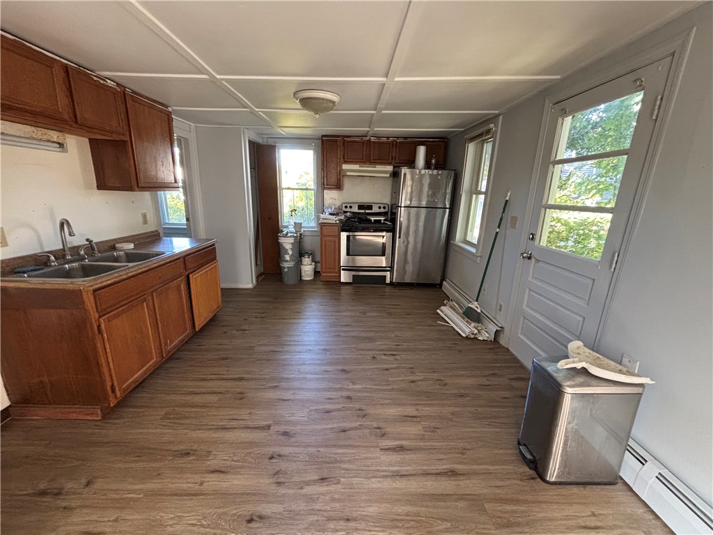 10 Sisson Street West Warwick, RI 02893 - Photo 12 of 19