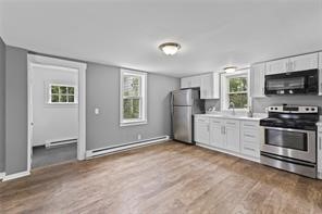 10 Sisson Street West Warwick, RI 02893 - Photo 6 of 19