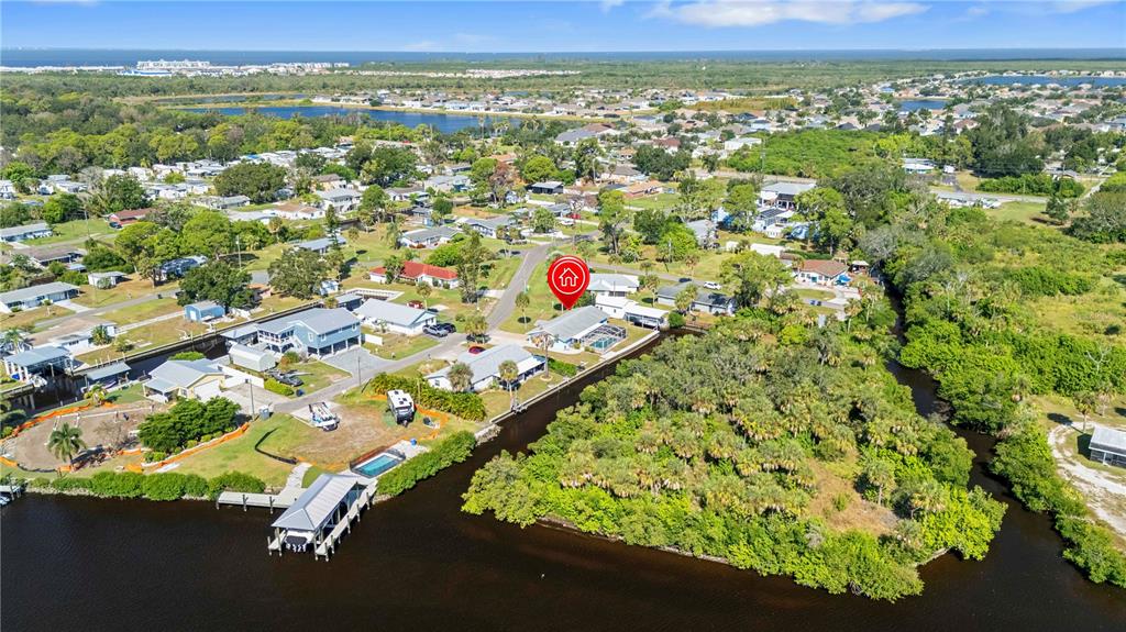 105 East North Branch Road Ruskin, FL 33570 - Photo 10 of 41