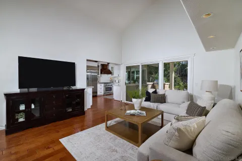 $1,799,950 | 10585 Canyon Lake Drive, San Diego, CA 92131