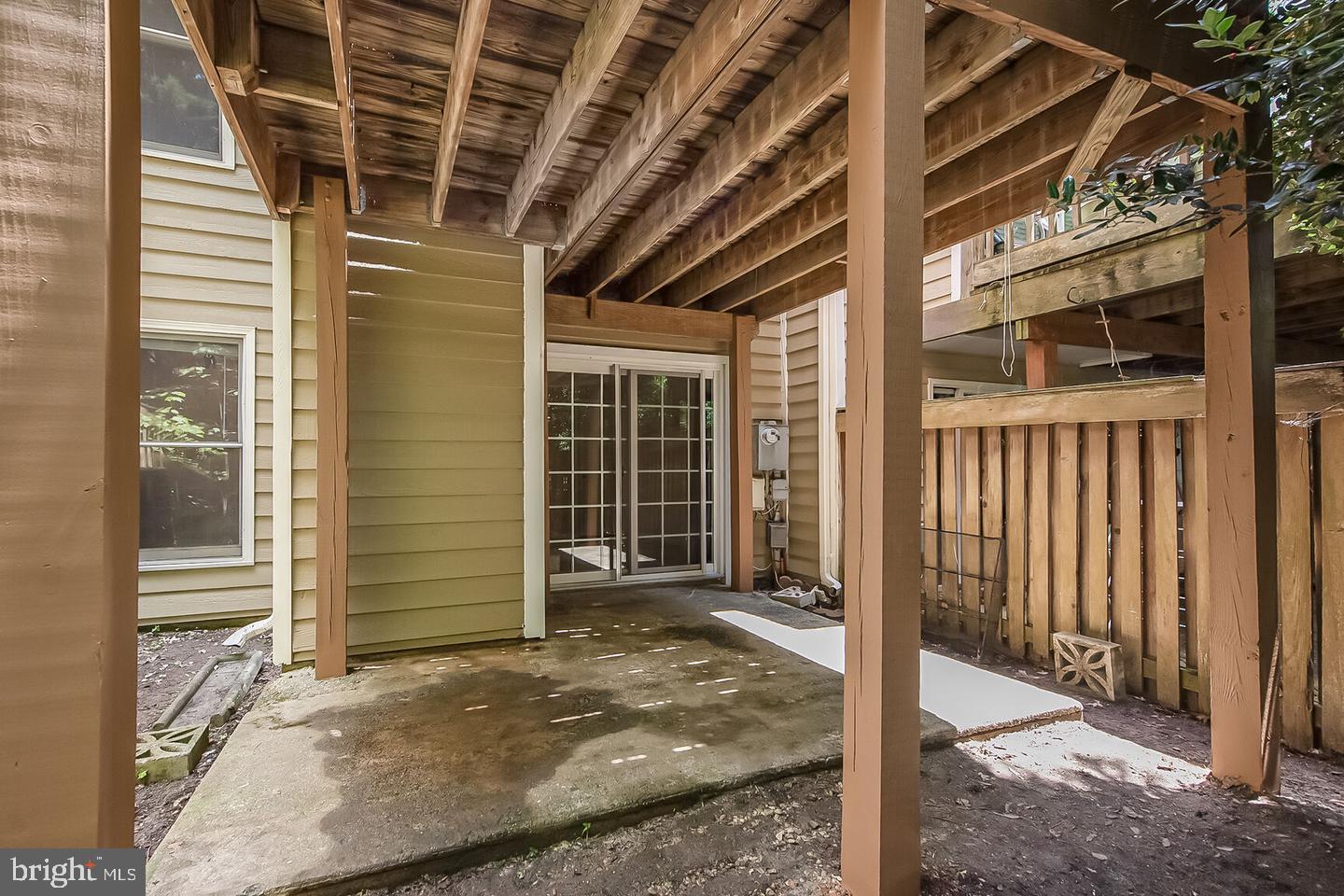 1657 Oak Spring Way Reston, VA 20190 - Photo 24 of 24 Gallery Image 24
