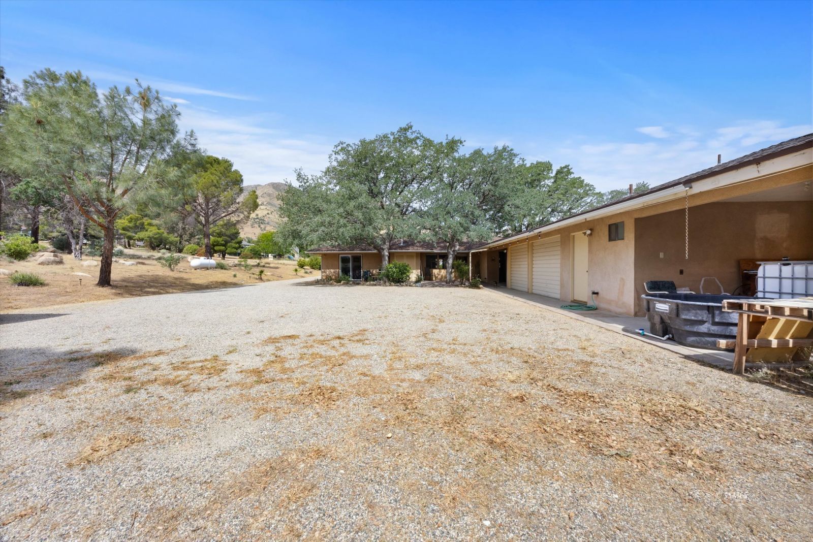 2912 McCray Road Mountain Mesa, CA 93240 - Photo 43 of 50