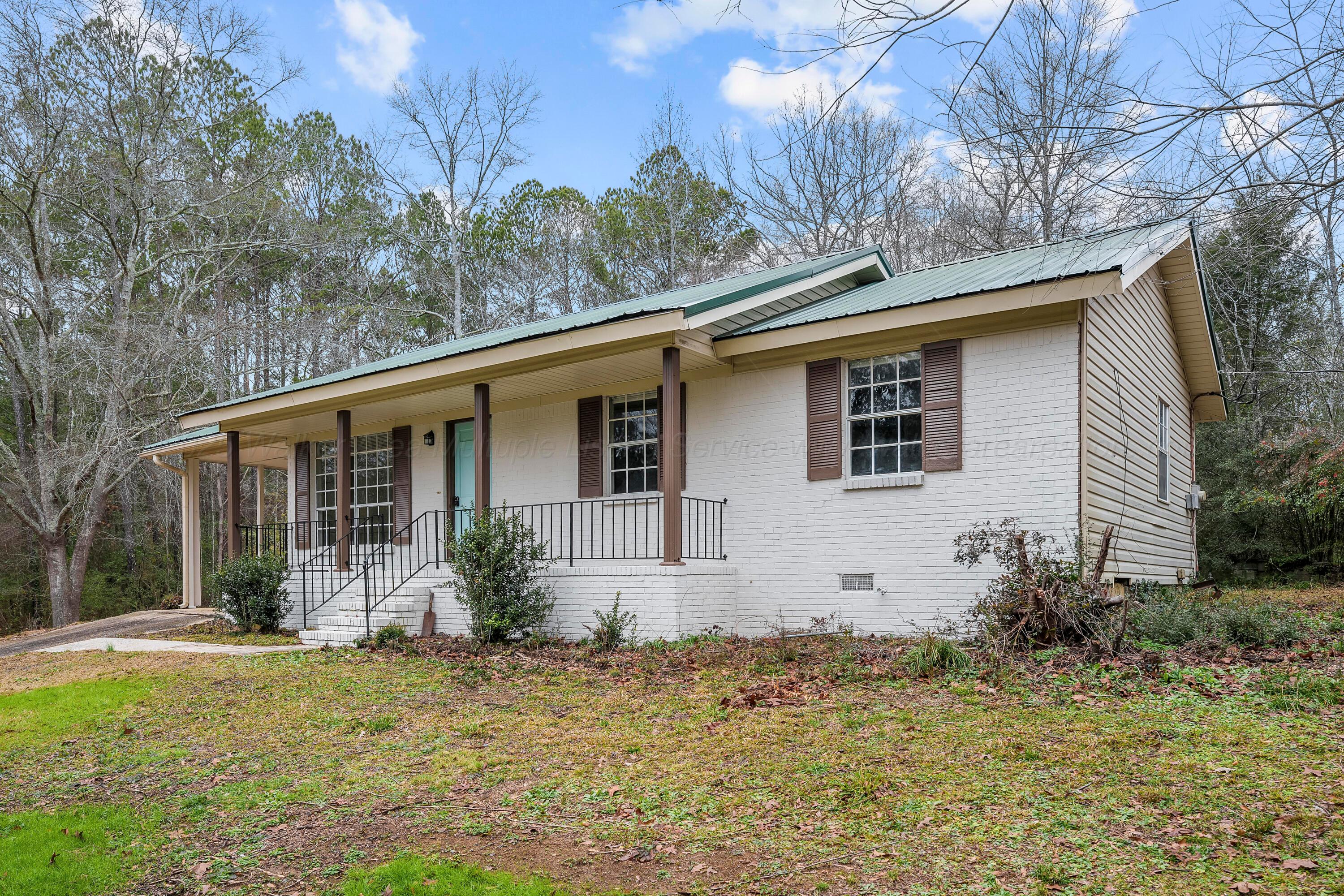 206 Liberty Road Jasper, AL 35501 - Photo 4 of 26 Gallery Image 4