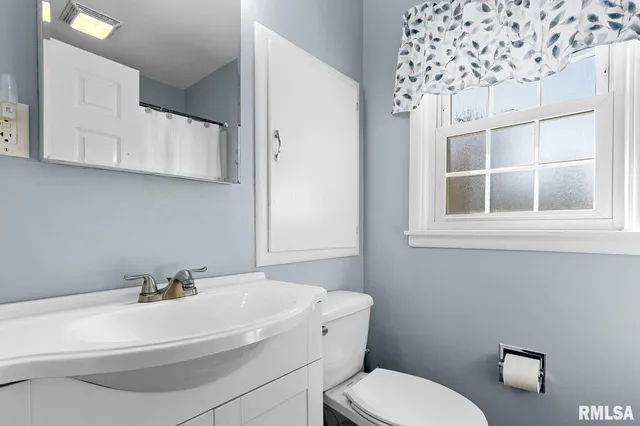 $174,900 | 1105 North Manning Drive, Chillicothe, IL 61523