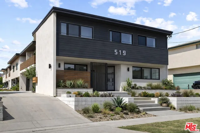 $2,000,000 | 519 North Exton Avenue, Inglewood, CA 90302