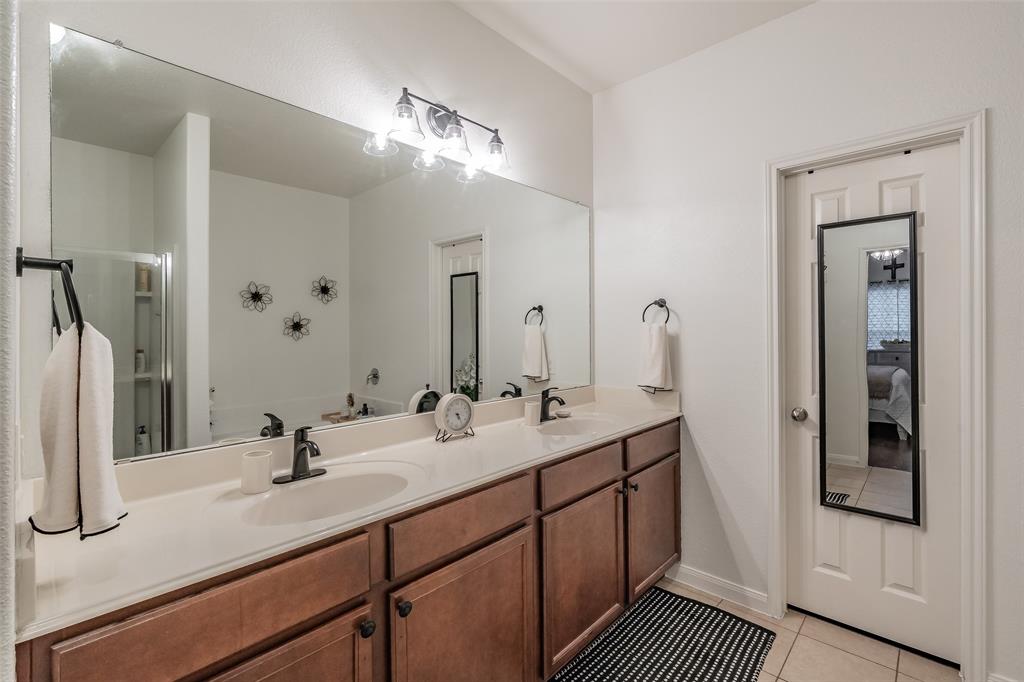 508 Drift Street Crowley, TX 76036 - Photo 22 of 34