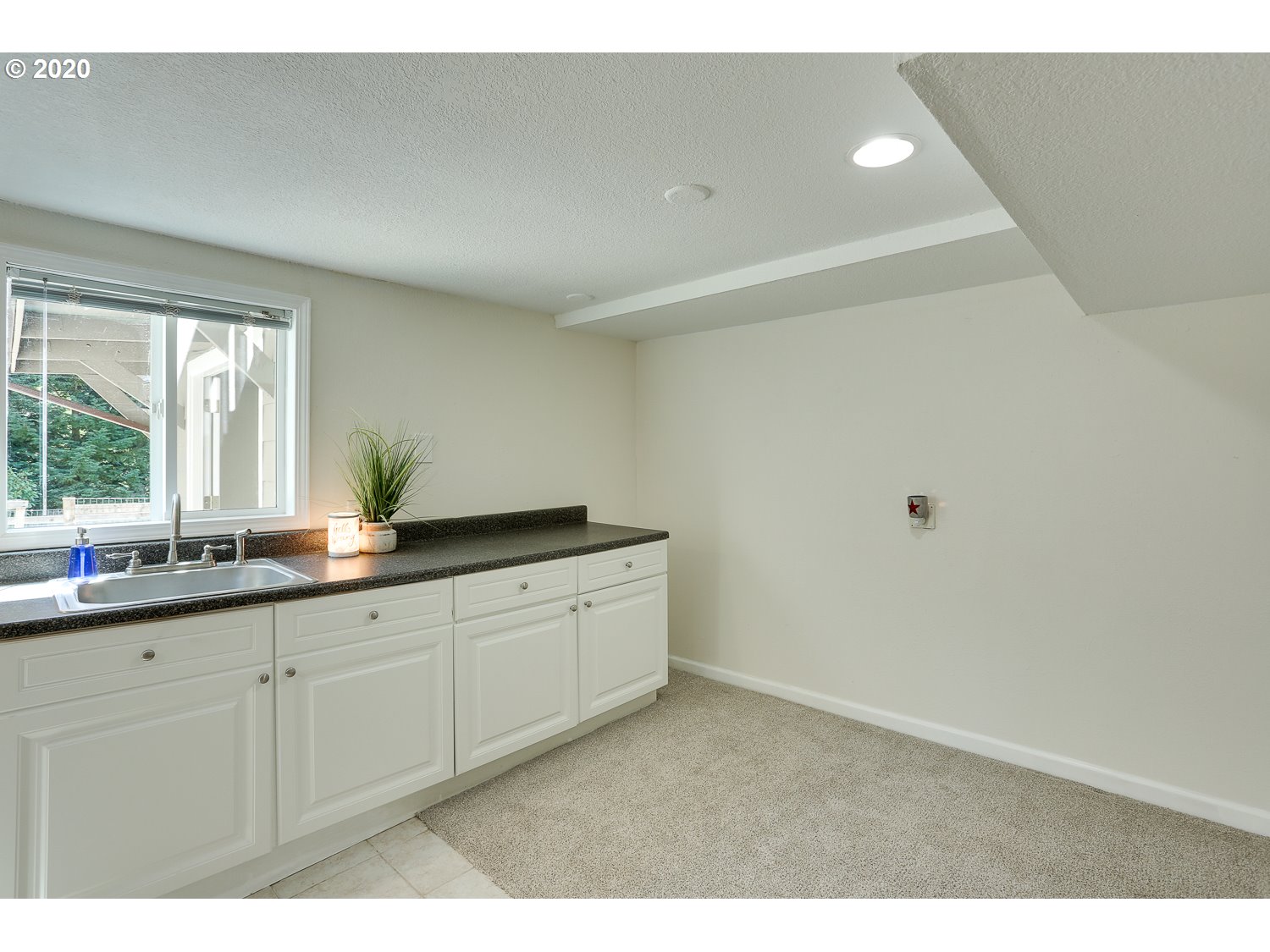 5226 Southwest Nebraska Street Portland, OR 97221 - Photo 19 of 32 Gallery Image 19