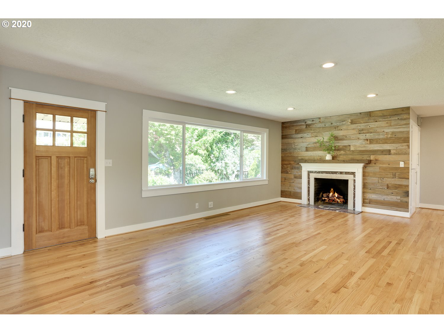 5226 Southwest Nebraska Street Portland, OR 97221 - Photo 6 of 32 Gallery Image 6