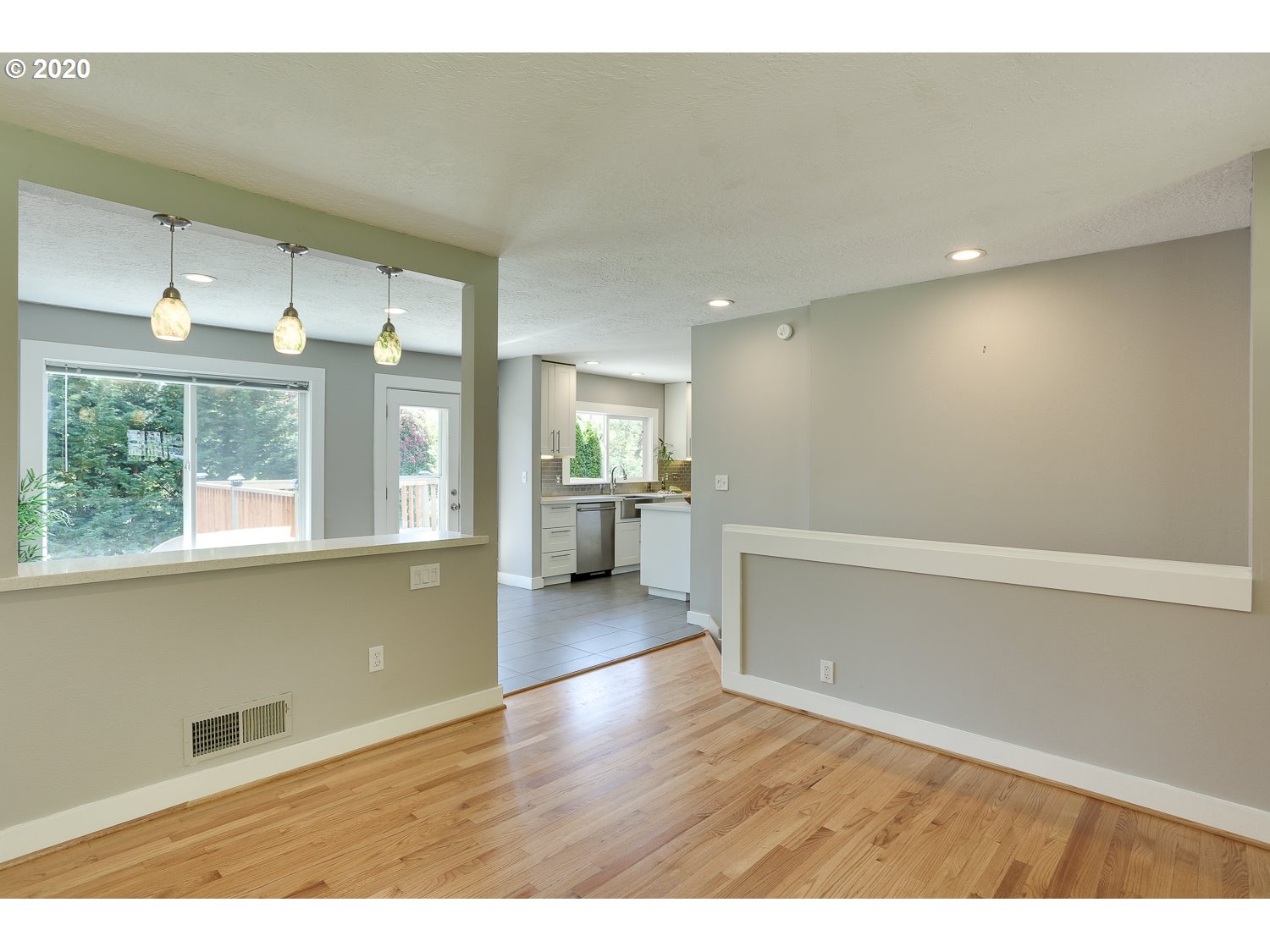 5226 Southwest Nebraska Street Portland, OR 97221 - Photo 9 of 32 Gallery Image 9