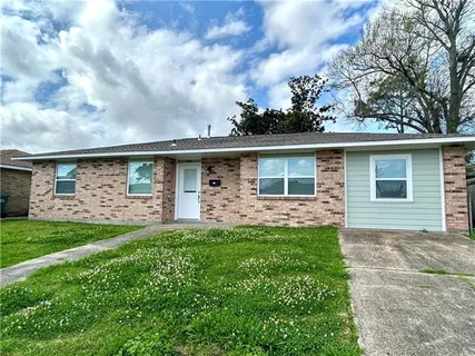 $190,000 | 304 Catalpa Drive, Laplace, LA 70068