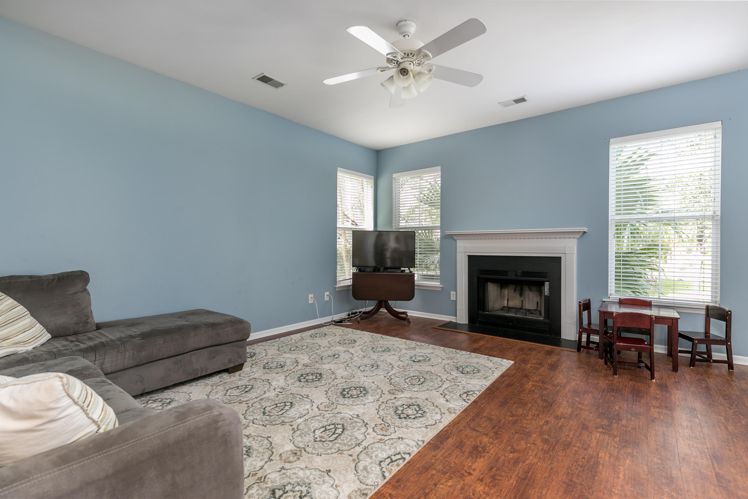 3252 Beaconsfield Road Mount Pleasant, SC 29466 - Photo 4 of 23 7--FULL