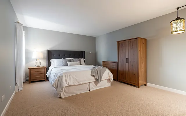 $209,900 | 1321 South Finley Road, Unit 419, Lombard, IL 60148