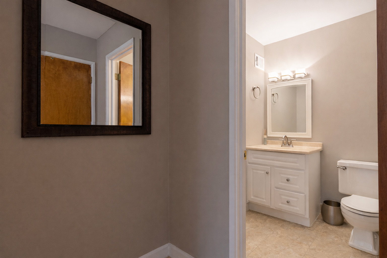 1321 South Finley Road, Unit 419 Lombard, IL 60148 - Photo 16 of 31